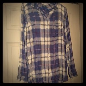 A blue, white, and pink flannel